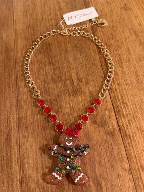 NWT Betsey Johnson Gingerbread Man Holiday Pendant Necklace